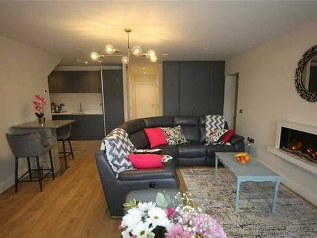 46 aylesbury ballintemple co cork