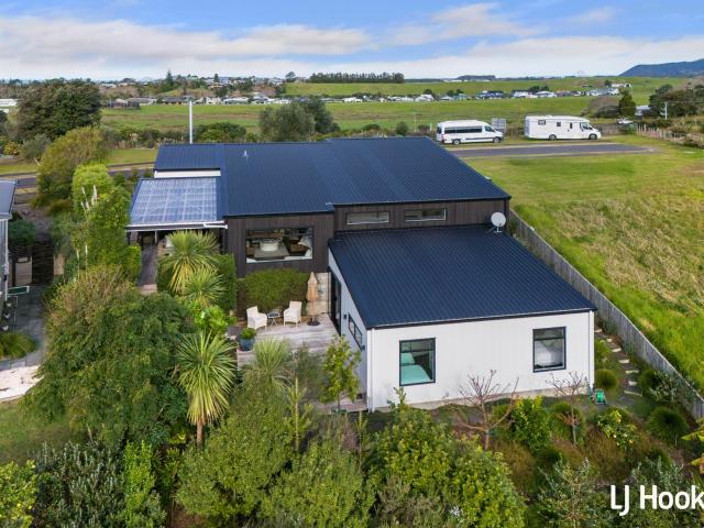 46 Browns Drive, in the city: Western Bay Of Plenty, city area: Waihi Beach, price: latitude: 37.4067, longitude: 175.9333