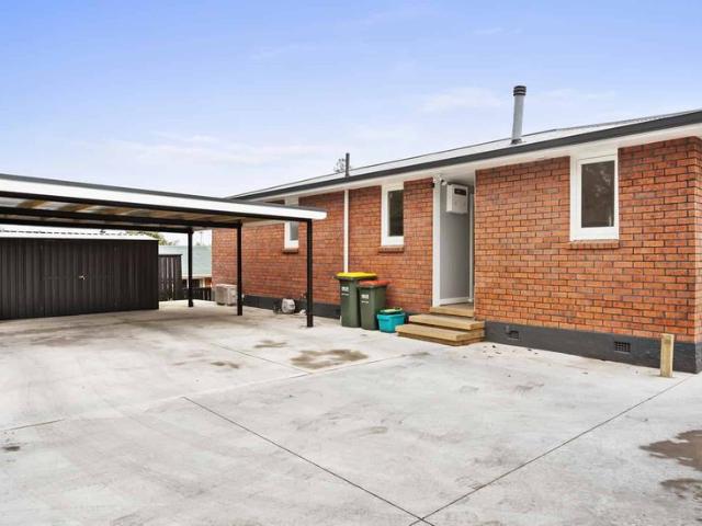 46 Bruce Avenue