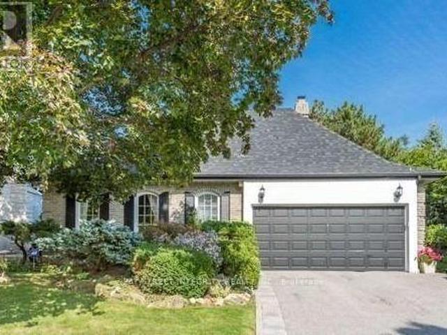 46 Caravan Drive, Toronto, ON, M3B 1N3 house for sale | Listing ID C13130 | Royal LePage