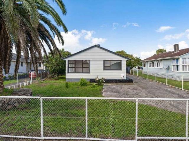 46 Caravelle Close, Mangere, Manukau City