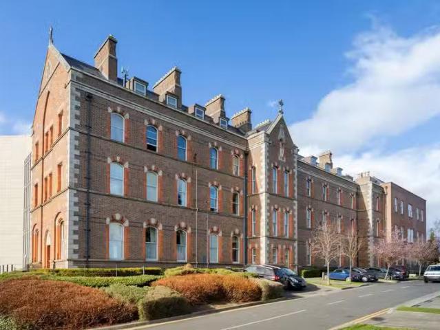 46 Convent Hall, Mount St Annes, Milltown, Dublin 6, D06A523 i.
