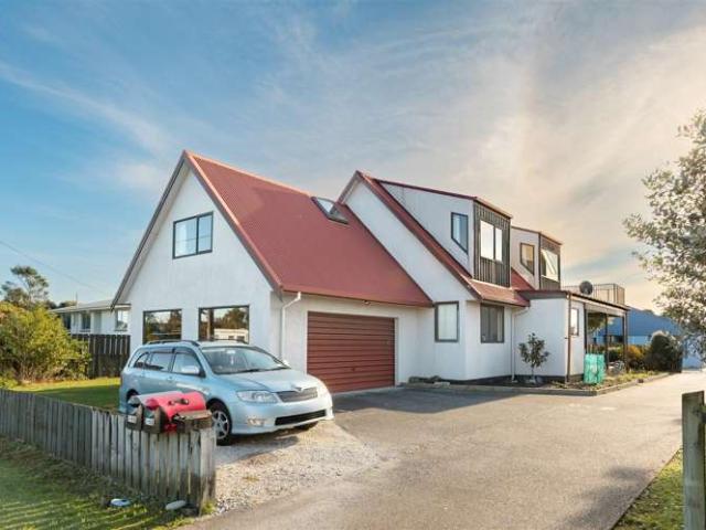 46 Cook Street, Carters Beach, Buller