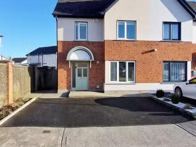 46 Cluainin, Shannon, Co. Clare, V14HN76 is for sale