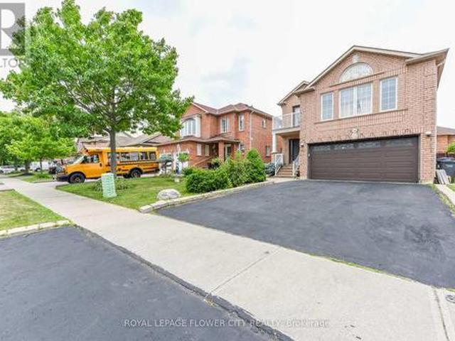 46 Pertosa Drive, Brampton, ON, L6X 4W8 house for sale | Listing ID W13449 | Royal LePage