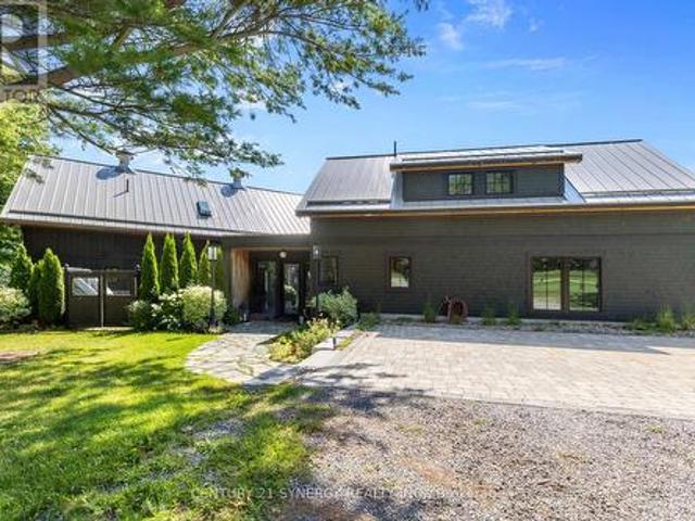4/6 Sifton Road, Front Of Yonge, ON, K0E 1R0 house for sale | Listing ID X13694 | Royal LePage