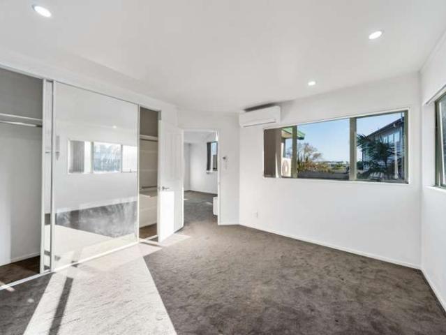 46C White Swan Road, Mount Roskill, Auckland City