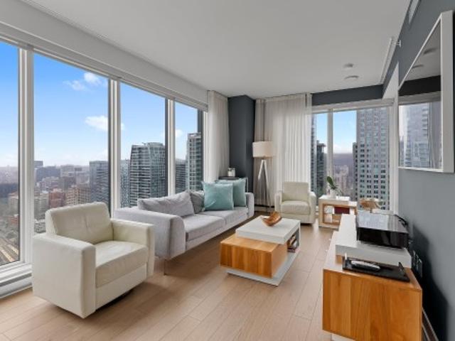 4707 1 Rue St Antoine O. Montréal Ville Marie, QC, H3C 1B4 lease for lease | Listing ID 22883 | Royal LePage