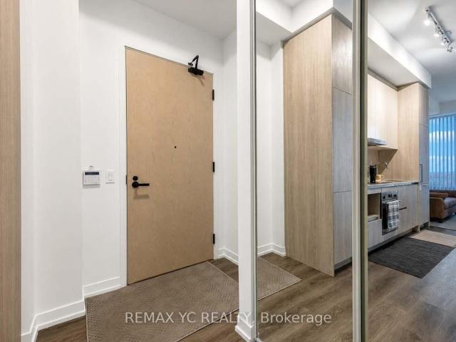 4708 Commerce Street, Vaughan | 1+1Beds/2Bath, Condo, $2,400/mo | Condos. Ca