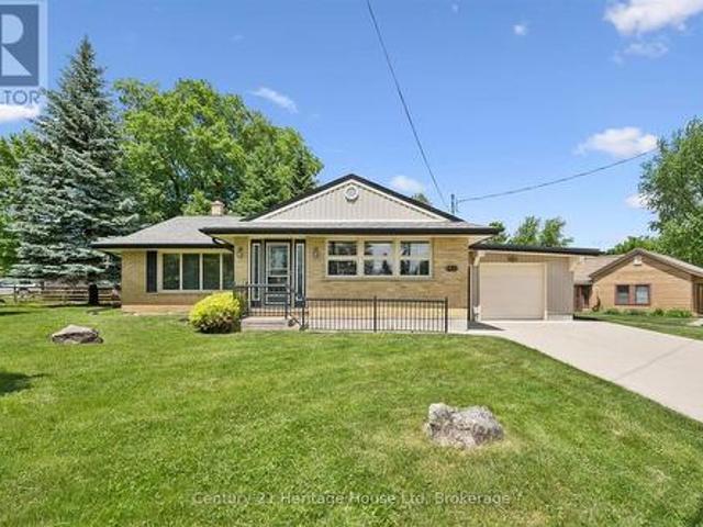 470 Cameron Street, Centre Wellington Fergus, ON, N1M 2G4 house for sale | Listing ID X13441 | Royal LePage