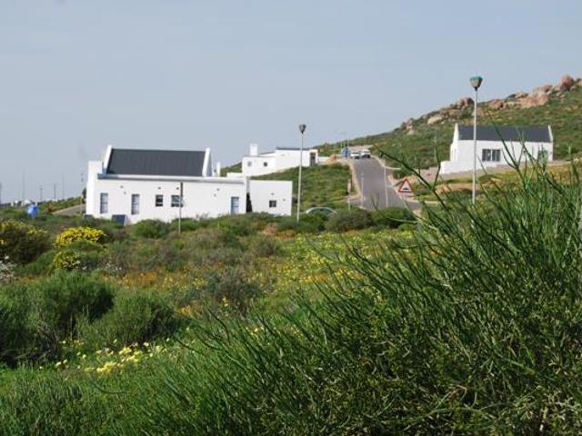 470 m² Land available in St Helena Views