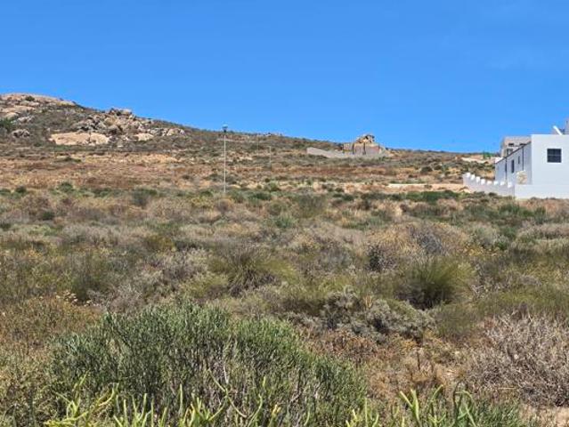 470 m² Land available in St Helena Views