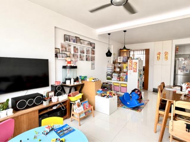 470C Upper Serangoon Crescent HDB Apartment For Sale, $750,000, 3 Bed 2 Bath 990 sqft $758.00 psf