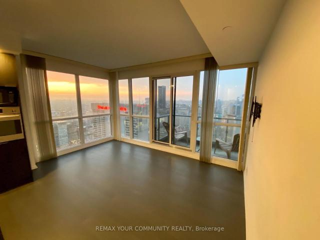 4715 70 Temperance Street, Toronto | 2Beds/2Bath, Condo, $3,250/mo | Condos. Ca