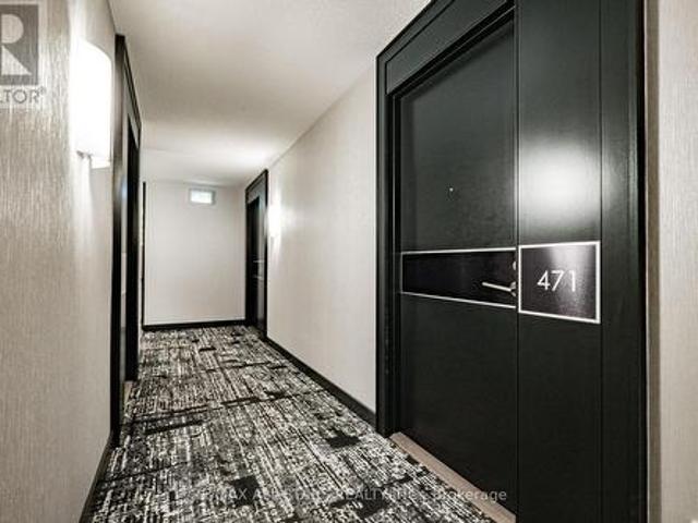 471 209 Fort York Boulevard, Toronto, ON, M5V 4A1 condo for sale | Listing ID C11935 | Royal LePage