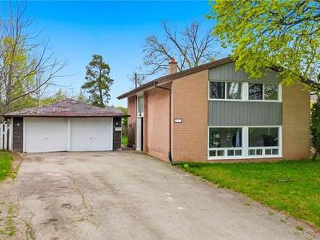 471 Seabourne Drive, Oakville, ON, L6L 4E9 house for sale | Listing ID 40824 | Royal LePage