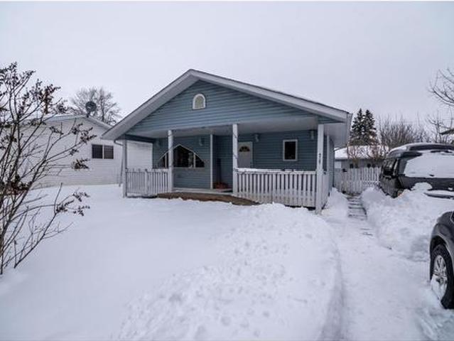 4727 52A Street, Rural Lac Ste. Anne County, AB, T0E 0A0 house for sale | Listing ID E4474 | Royal LePage