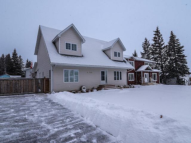 4720 44 St Rural Lac Ste. Anne County, Alberta