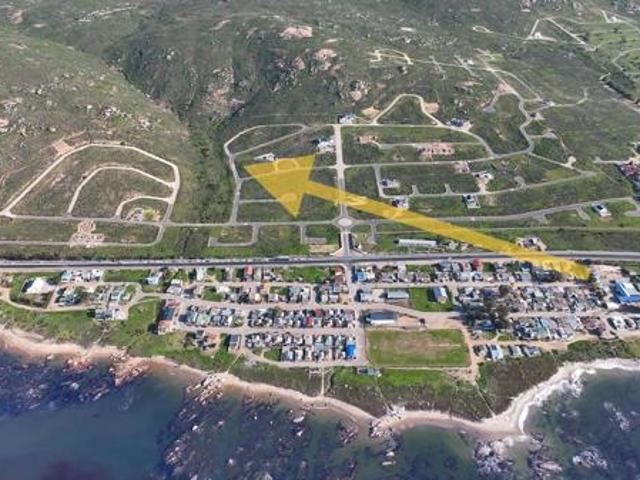 472 m² Land available in St Helena Views