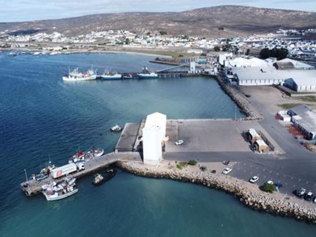 472 m² Land available in Steenbergs Cove