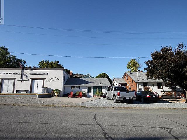 472 Veterans Ave Avenue Oliver, British Columbia