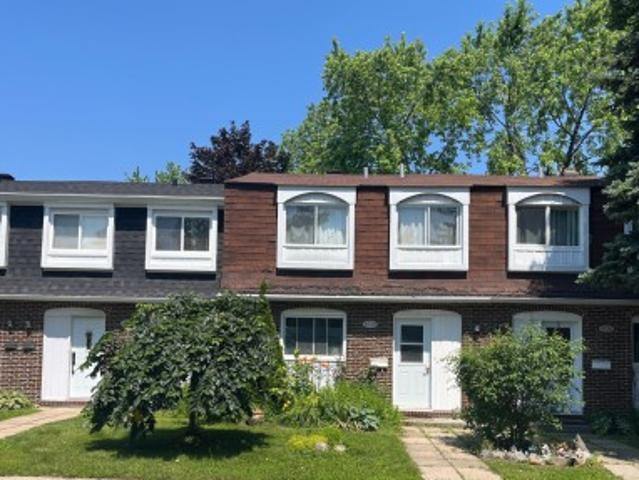 4734 Rue Lake, Dollard Des Ormeaux, QC, H9G 1G8 condo for sale | Listing ID 18551 | Royal LePage