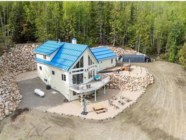 4740 Dogwood Crescent, Eagle Bay, BC, V0E 1T0 house for sale | Listing ID 10341 | Royal LePage