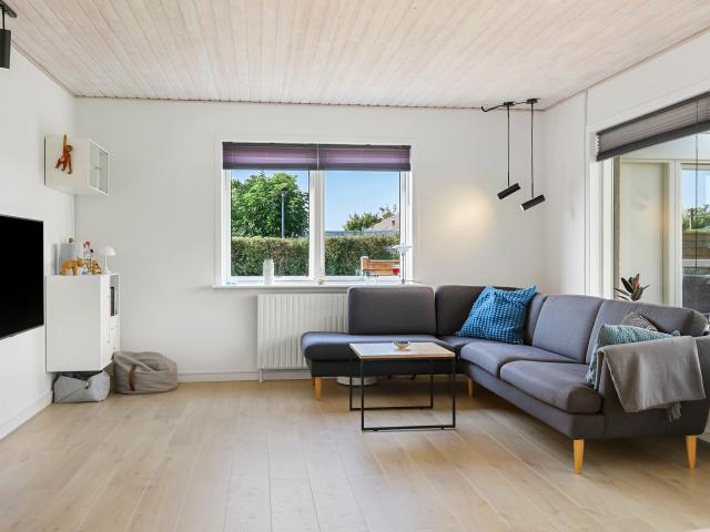 47424 Sindalvej 3 Lys og indbydende villa med plads til hele familien RealMæglerne