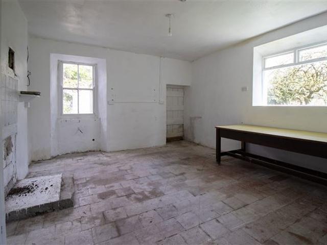 475,000 | Woodview House, Course, Durrow, Laois Property Partners Buggy 4985 MyHome. Ie Residential