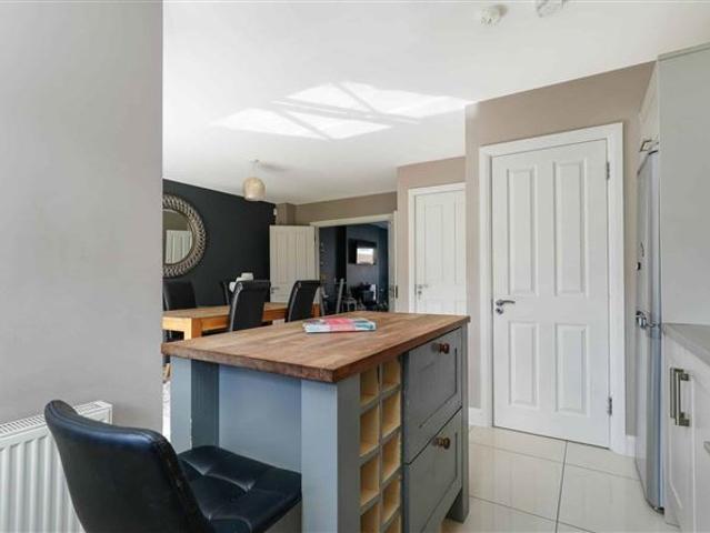 475,000 | 25 Elder Heath View, Kiltipper, Dublin 24 Ray Cooke Auctioneers 5004 MyHome. Ie Residential