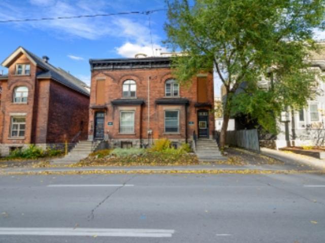 475 Slater Street Studio Apartment for Rent at 475 Slater St, Ottawa, ON K1R 5C2 Downtown Ottawa