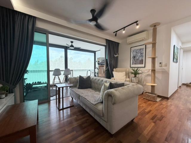 475B Upper Serangoon Crescent HDB Apartment For Sale, $950,000, 3 Bed 2 Bath 1,173 sqft $810.00 psf