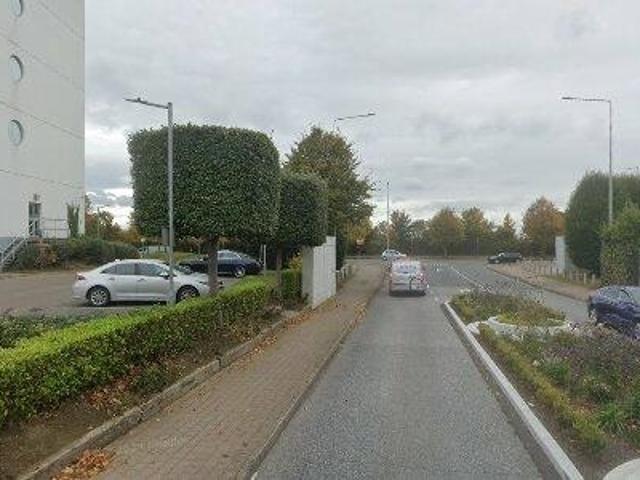 476 m2 office space for sale in Dublin 15