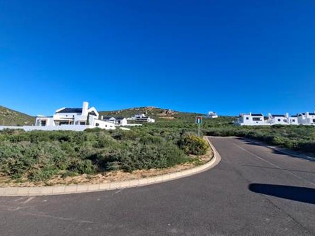 476 m² Land available in St Helena Views