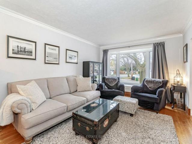 476 Valermo Dr
