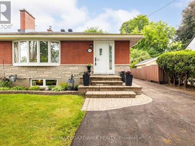 477 Edgeworth Avenue, Ottawa, ON, K2B 5L2 house for sale | Listing ID X13525 | Royal LePage