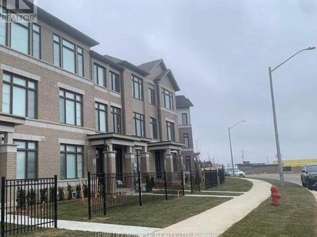 477 Provident Way, Hamilton, ON, L0R 1W0 townhouse for sale | Listing ID X13516 | Royal LePage