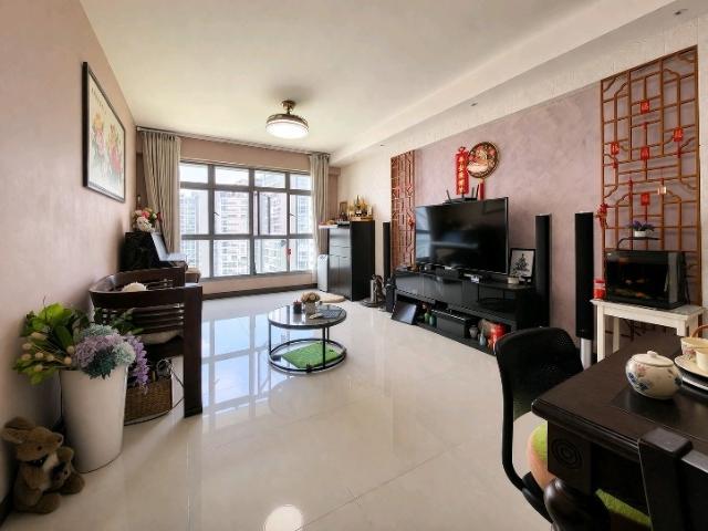 477C Upper Serangoon View HDB Apartment For Sale, $780,000, 3 Bed 2 Bath 990 sqft $788.00 psf