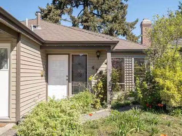 4786 Cedar Tree Lane, Delta, BC, V4K 4G6 Single Family Prope.