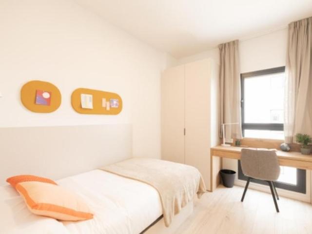 479 Dormitorio Apartamentos Sevilla Sevilla 103308033