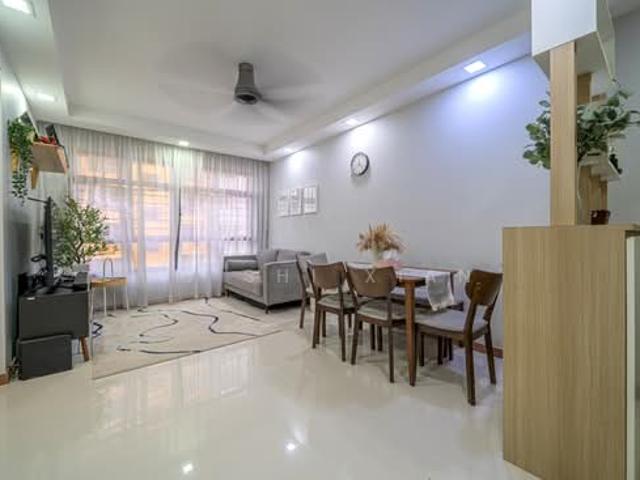 479B Yishun Street 42 HDB Apartment For Sale, $620,000, 3 Bed 2 Bath 1,001 sqft $619.00 psf