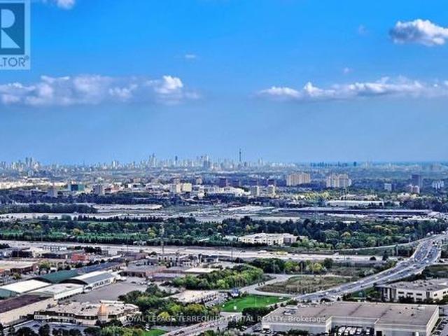 4808 5 Buttermill Avenue, Vaughan, ON, L4K 0J5 condo for sale | Listing ID N13541 | Royal LePage