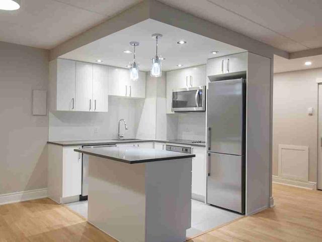 4800 Boulevard de Maisonneuve West 2 Bedroom Apartment for Rent at 4800 Boul De Maisonneuve O, Westmount, QC H3Z 1M1