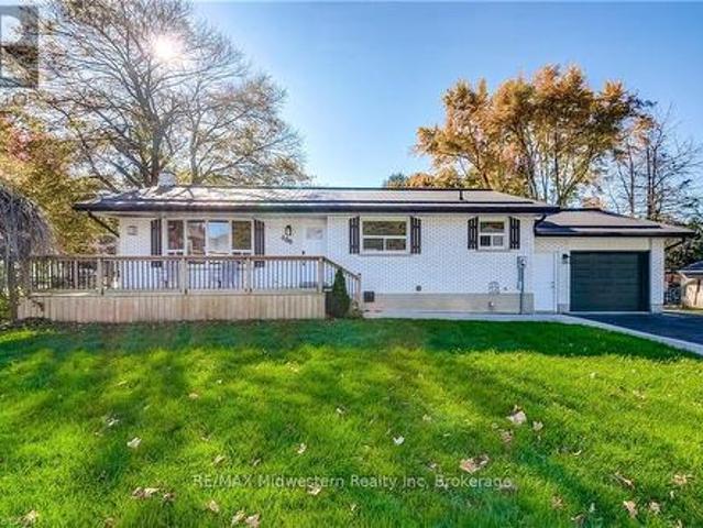 480 Cavan Street, Minto, ON, N0G 2P0 house for sale | Listing ID X13460 | Royal LePage
