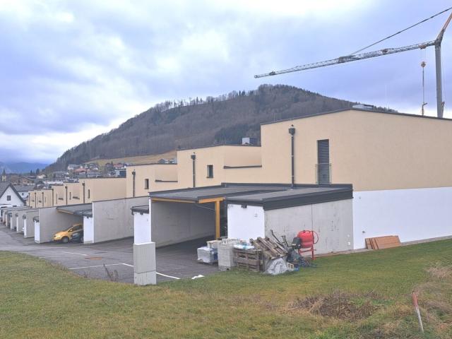 4812 Pinsdorf: Top Investment, Neubau Reihenhaus Top 5 für Anleger vermietet bis 7.27 in Bahnhofsnähe!