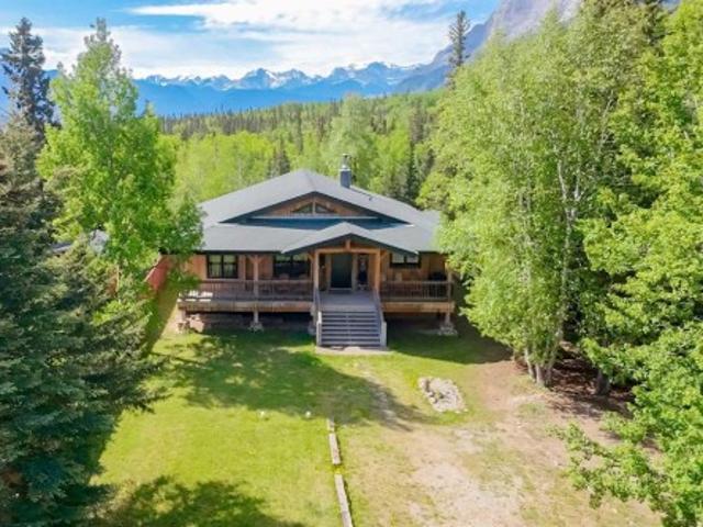 4813 Mountain Road, Brule, AB, T0E 0C0 house for sale | Listing ID A2317 | Royal LePage
