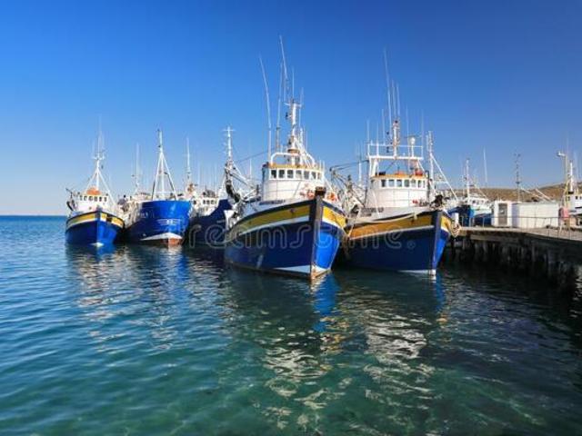 481 m² Land available in Da Gama Bay