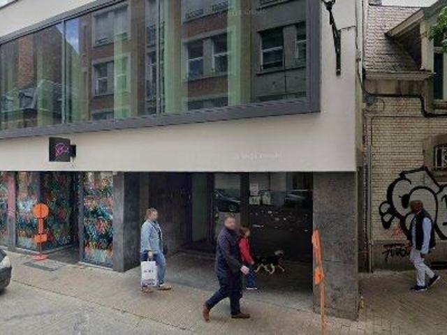 482 m2 office space for rent in Brussels Sint Gillis