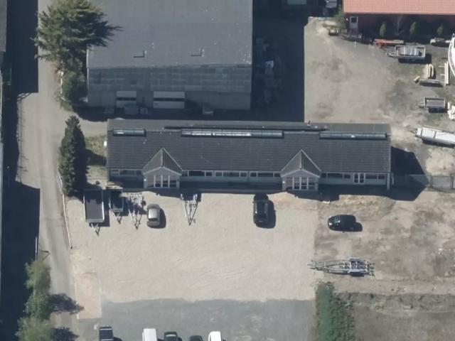 482 m² koldhal med ca. 4.700 m² grundareal