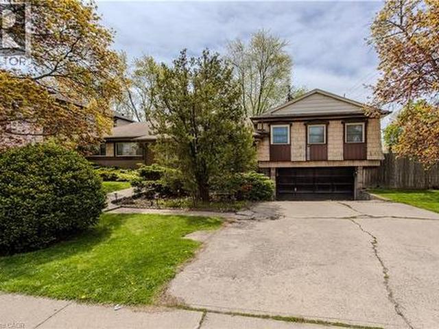 482 Sherin Drive, Oakville, ON, L6L 4J5 house for sale | Listing ID 40848 | Royal LePage